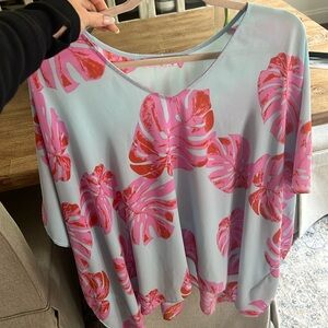 Buddy Love M/L tropical top